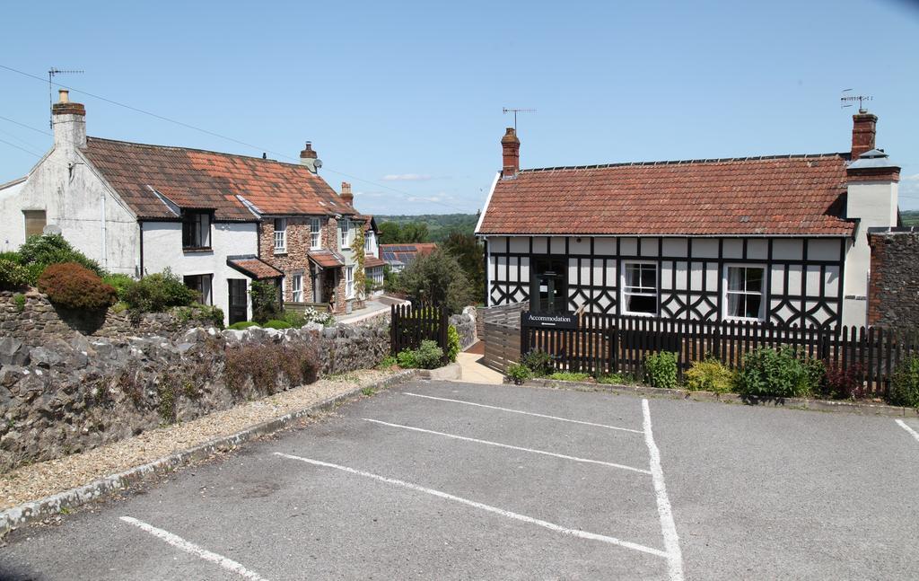 The Seymour Arms Hotel Blagdon ภายนอก รูปภาพ