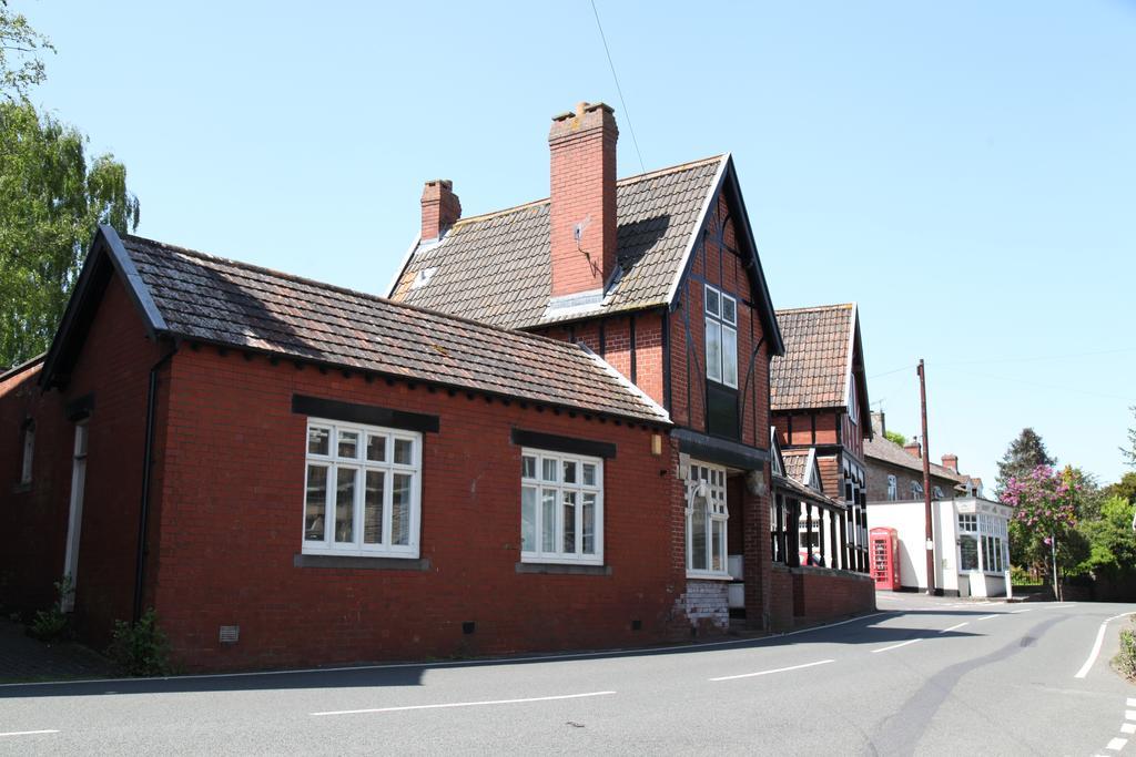 The Seymour Arms Hotel Blagdon ภายนอก รูปภาพ